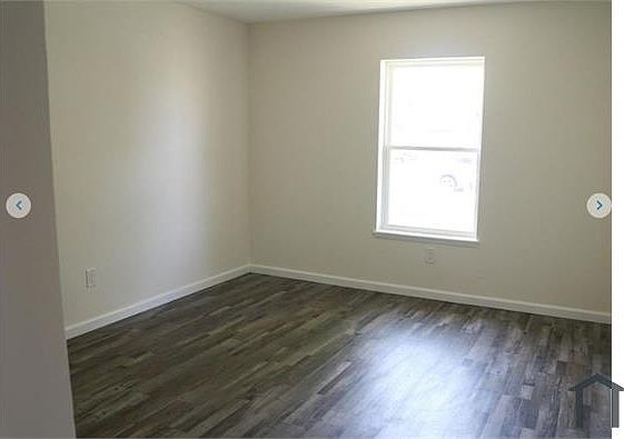 3rd image of 135 Cooper St