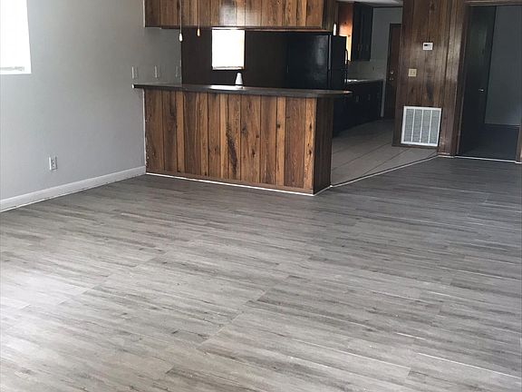 5th image of 5625 Akra Ave
