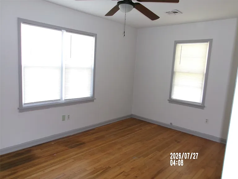 1501 N Choctaw St — Photo 5