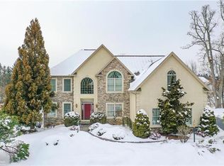 6143 Palomino Dr, Allentown, PA 18106