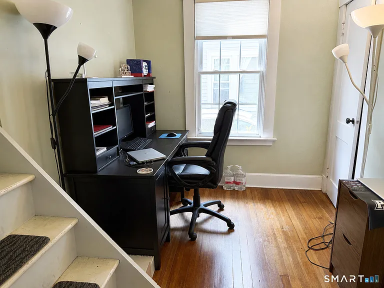 73 Hawthorne Ave — Photo 12