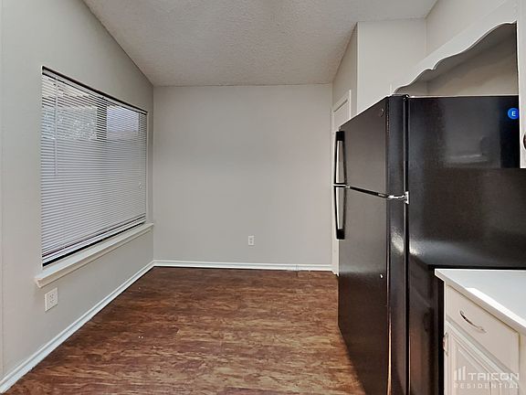 5th image of 3148 Twisted Vine Ln