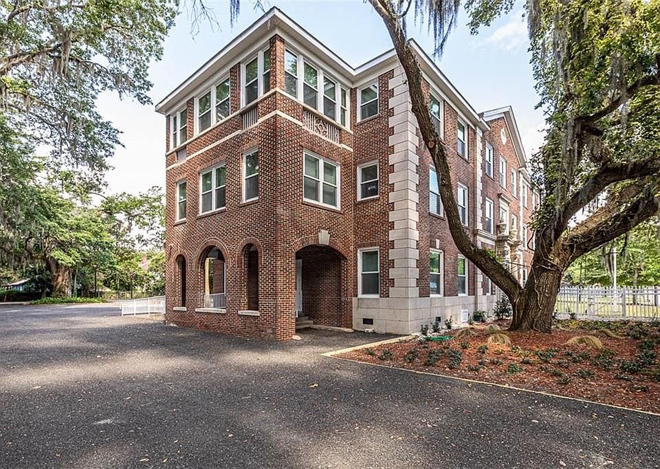 1st image of 519 Norwich St #107