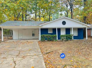 5609 Chaucer Ln, Little Rock, AR 72209