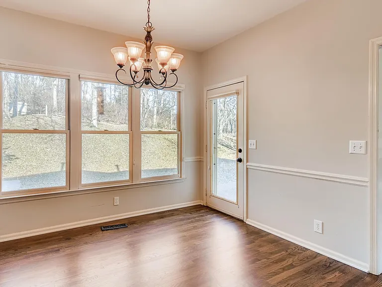 8449 Indian Hills Dr — Photo 18