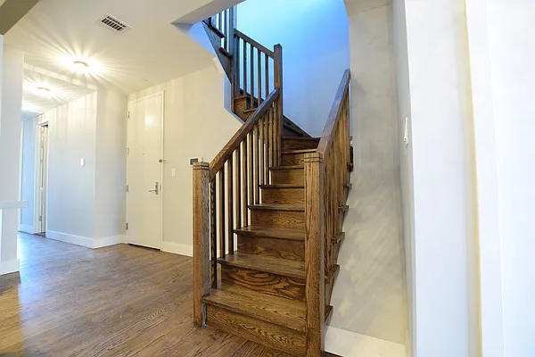 Rented by null | media 57