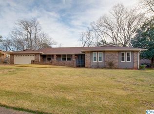 7707 Teal Dr SW, Huntsville, AL 35802