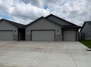 433 S Longbranch Dr #435, Maize, KS 67101