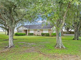 8627 Padon Rd, Needville, TX 77461