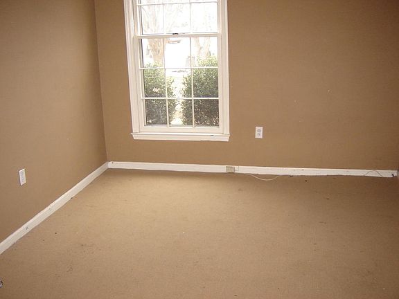 3rd image of 4301 Morington Ln
