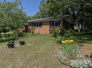409 Valley Ave, Berryville, AR 72616