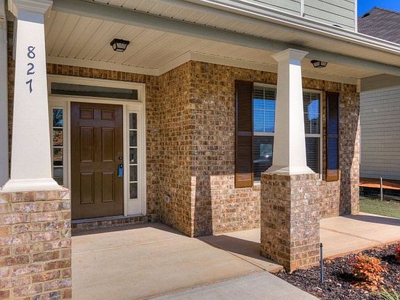 2nd image of 827 Burch Creek Dr