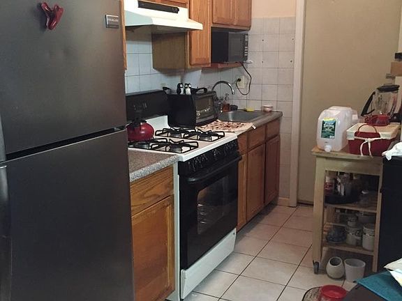 3rd image of 6613 Lincoln Place # Fl 1ST