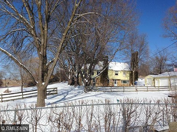 2nd image of 7840 Victoria Dr