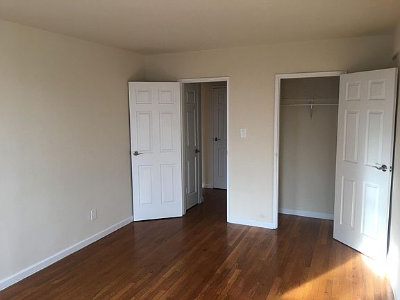 4th image of 22410 Jamaica Ave #2F