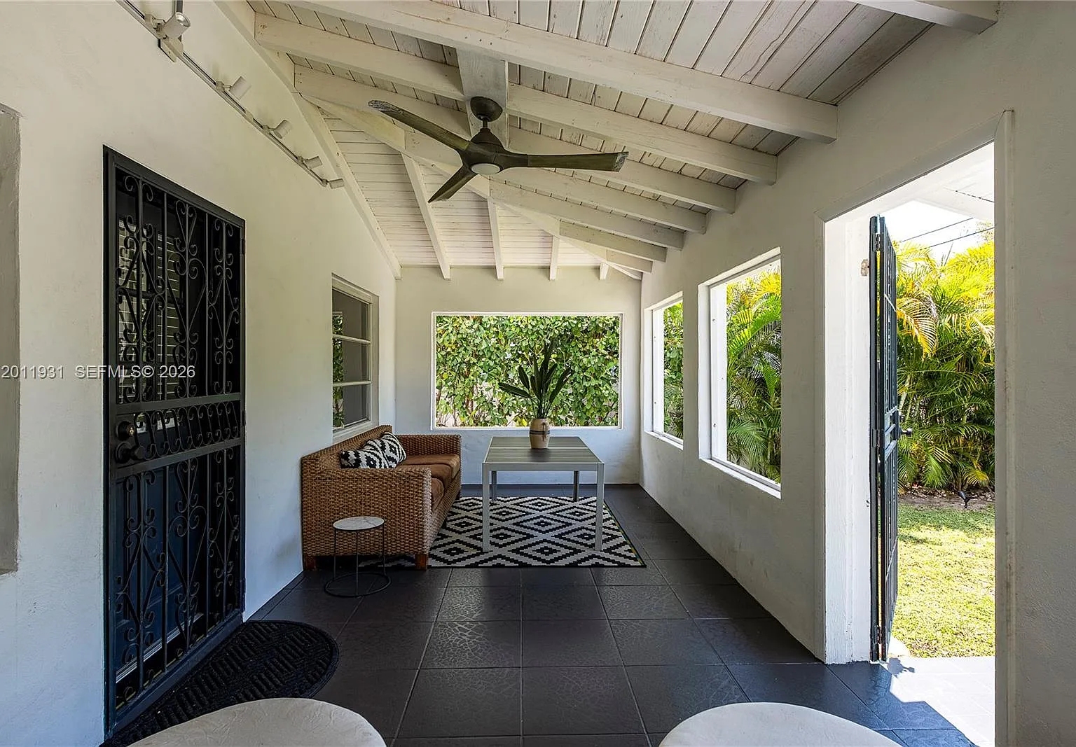 Frow Homestead — Photo 4