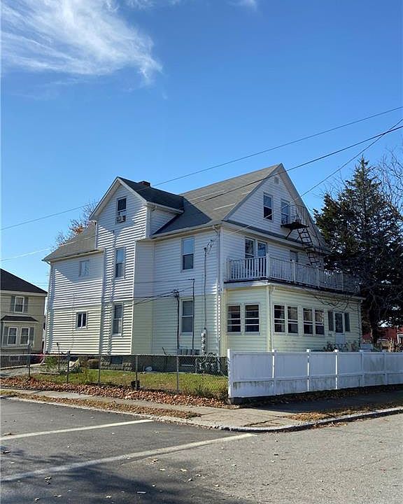 1st image of 5 Whelden Ave
