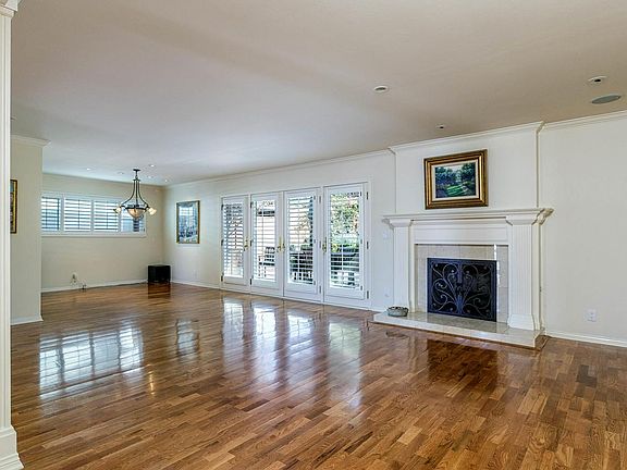 4th image of 288 Parsons Ave