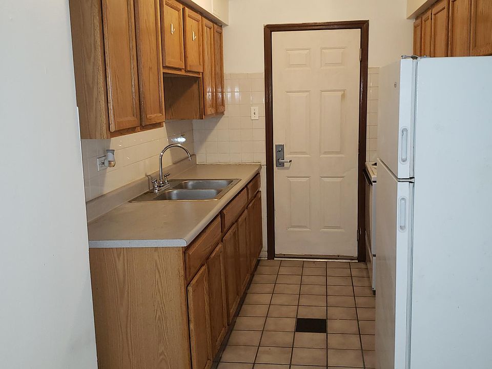 1st image of 13717 S Stewart Ave APT 1E