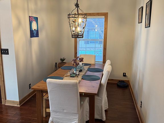 4th image of 3116 N Madison Ct