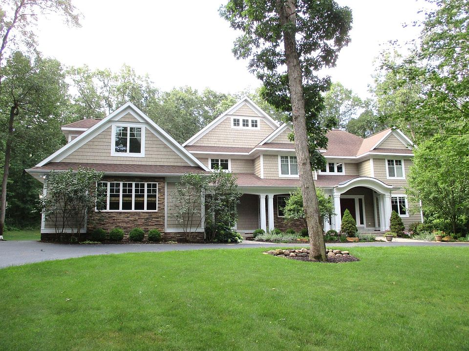 1st image of 3099 Pickford Dr SE