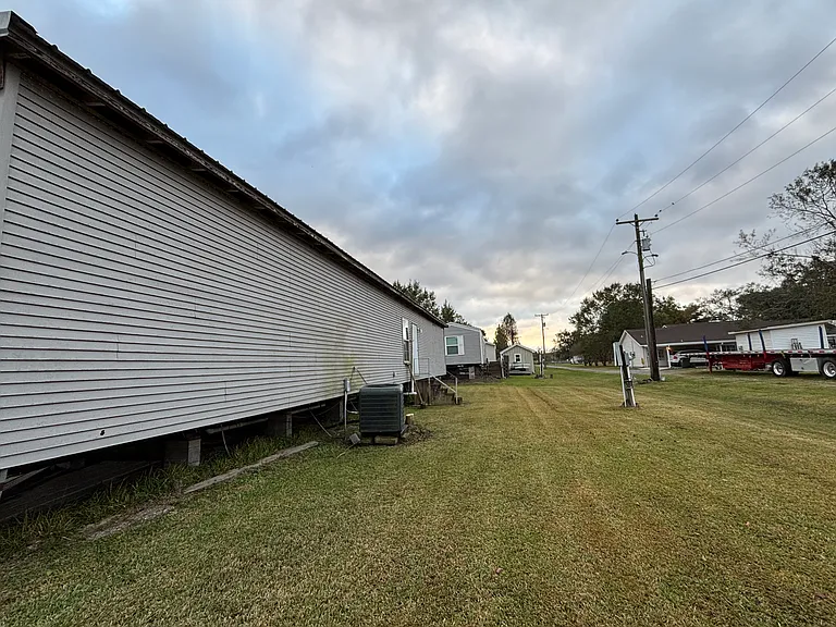 117 Linda Lee Ct — Photo 13