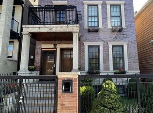 3031 N Clybourn Ave, Chicago, IL 60618