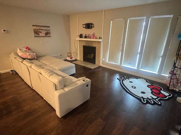 1707 Mahogany Way APT 49