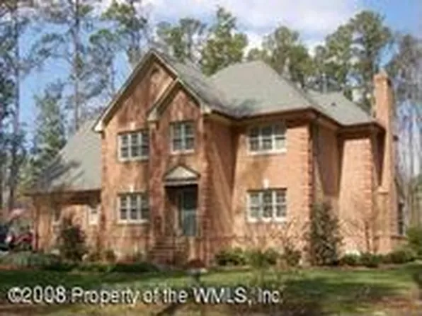 313 Ship Point Rd, Yorktown, VA 23692
