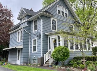 2 Beardsley St #UP, Fairport, NY 14450
