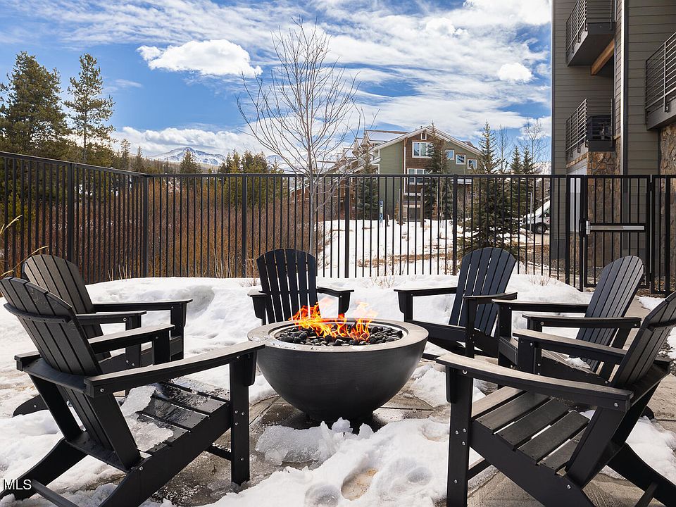1st image of 720 BAKER Drive #304
