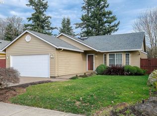 19438 Silverfox Pkwy, Oregon City, OR 97045