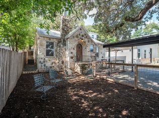 2814 Oak Springs Dr #A, Austin, TX 78702