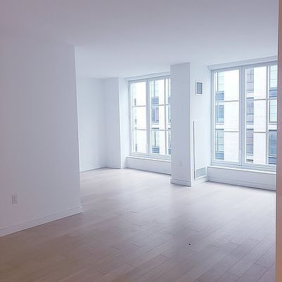 5th image of 535 W 43rd St S #8H
