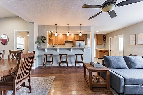 418 Lebeau St Photo 1