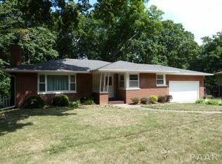 126 Circle Dr, East Peoria, IL 61611