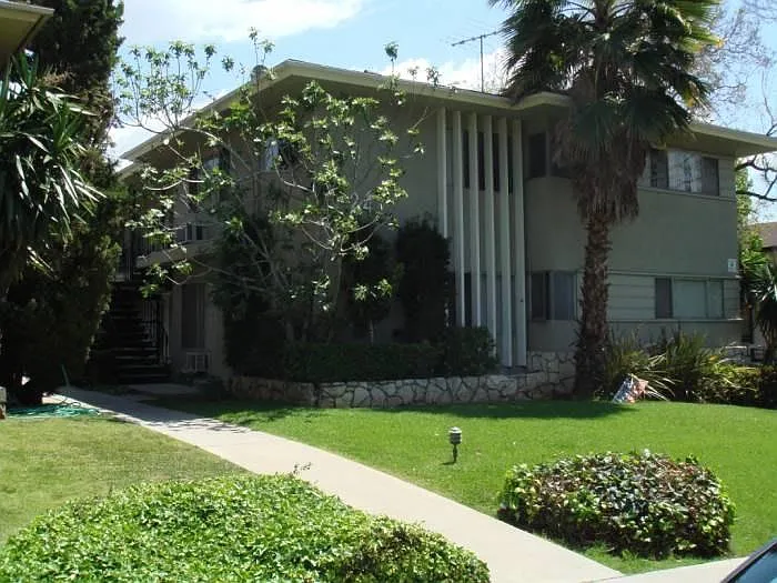 1224 Viola Avenue