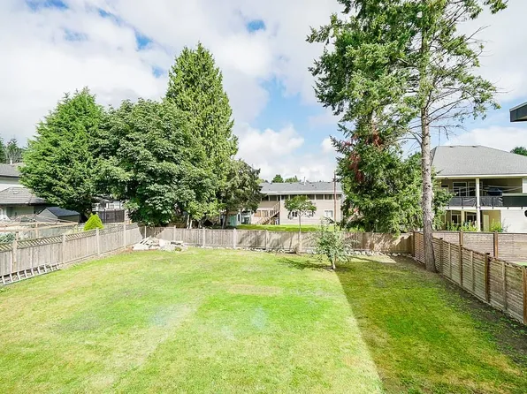 13429 68th Ave, Surrey, BC V3W 2G1