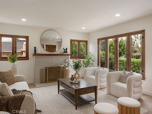 5th image of 2070 El Sereno Ave