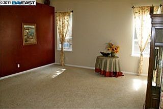 5th image of 1271 Jessica Dr