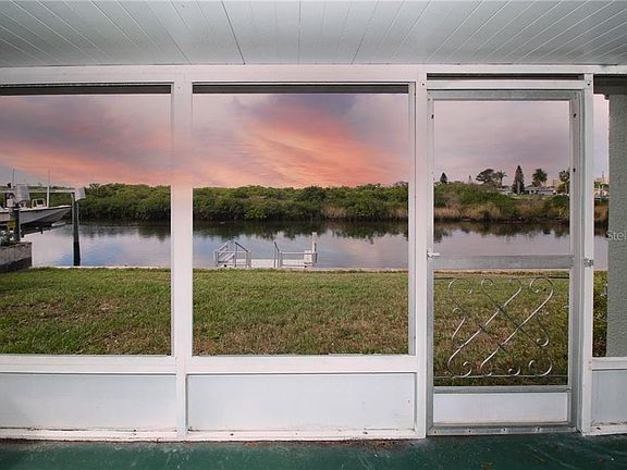 2nd image of 13427 Starfish Dr