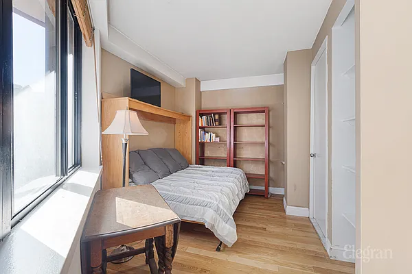 Sold by Elegran | media 4