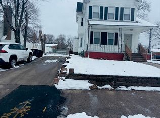 67 Malvern Rd, Brockton, MA 02301