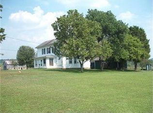 851 Leachtown Ln, Walker, WV 26180
