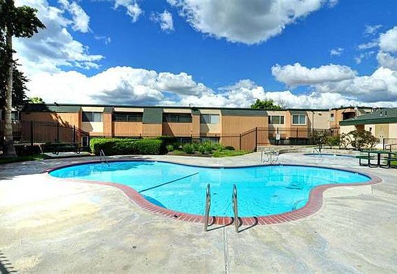 2nd image of 8761 Lake Murray Blvd
