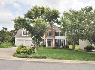 14700 Pomerol Ln, Pineville, NC 28134
