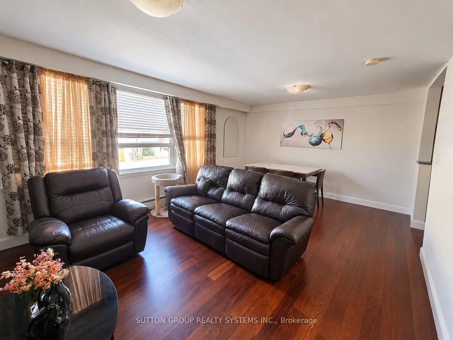 2 bed, $1,900 — Photo 3