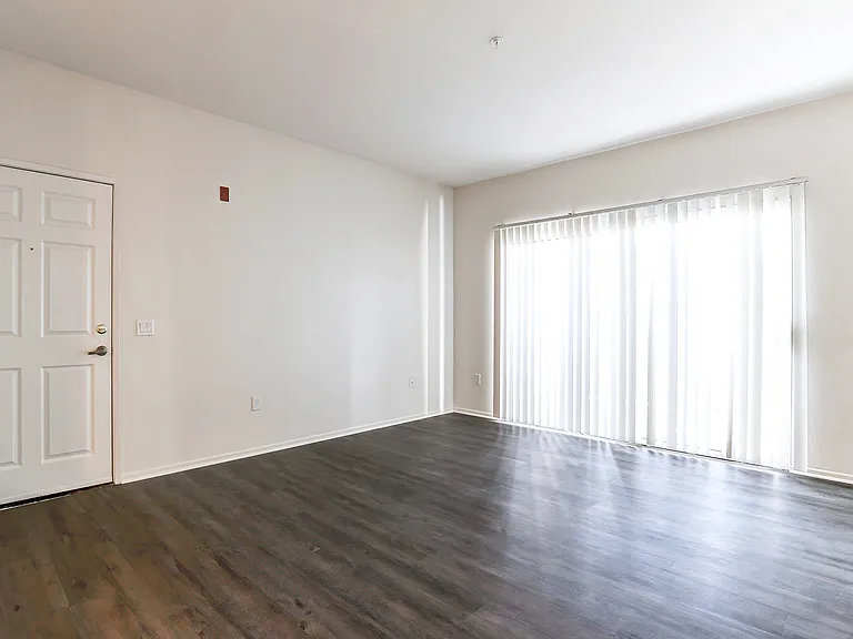 Portofino Apartments — Photo 12