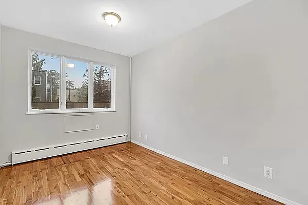 Rented by Green Leaf Management, LLC | media 14