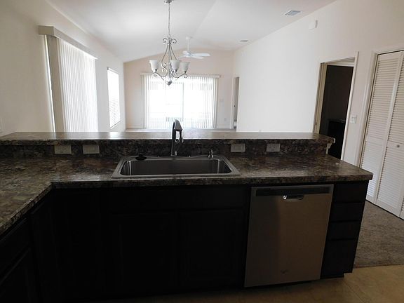 5th image of 5776 Honeysuckle Ave